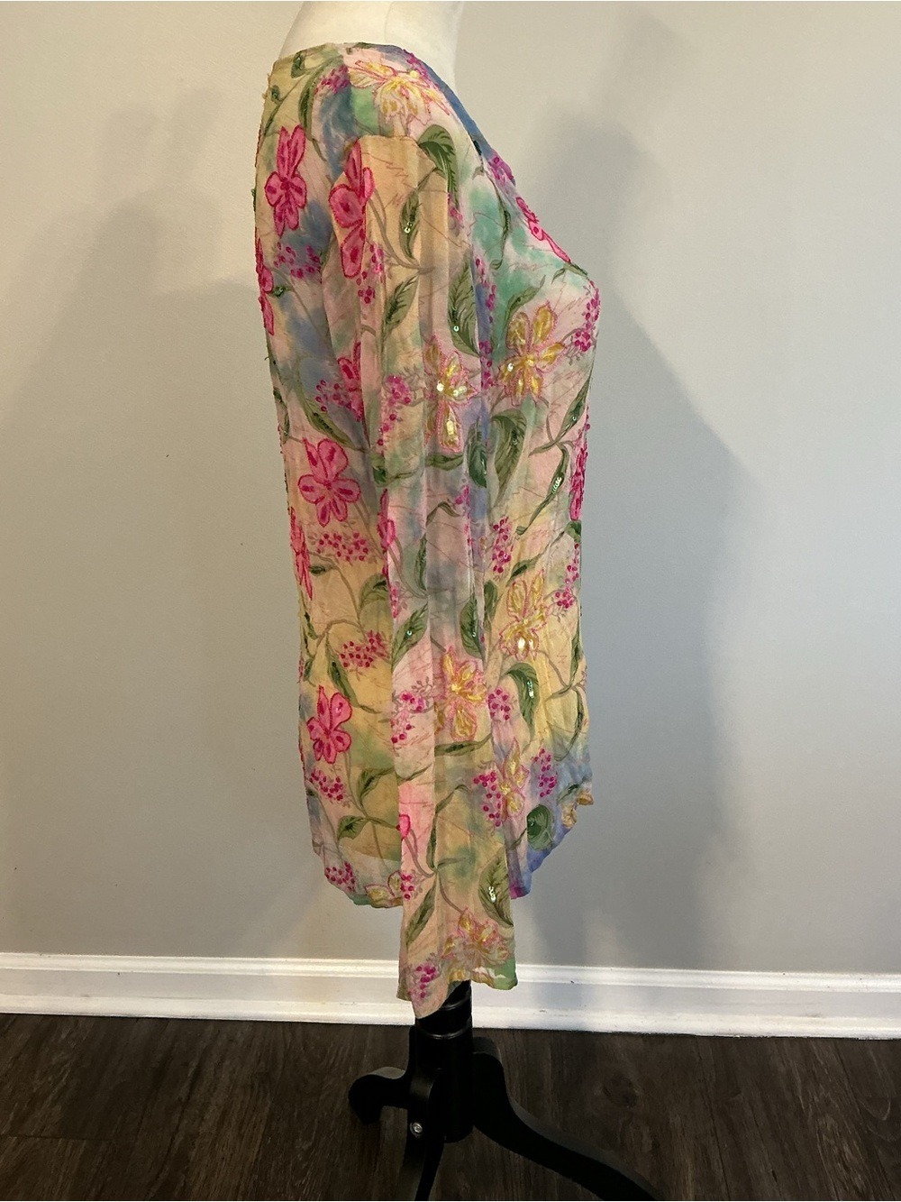 Floral Mesh V-Neck Long Sleeve Top - Pink Green - Picture 7 of 9
